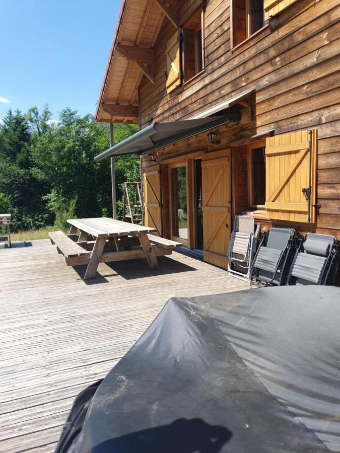 Chalet Des Charbonniers Avec Etang Saint-Maurice-sur-Moselle Exterior photo